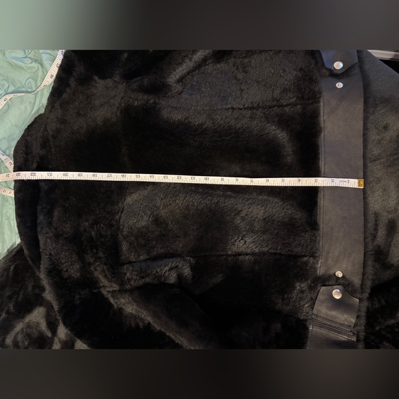 Generation Love Black shearling fur sheepskin Teddy Jacket - Picture 11 of 12